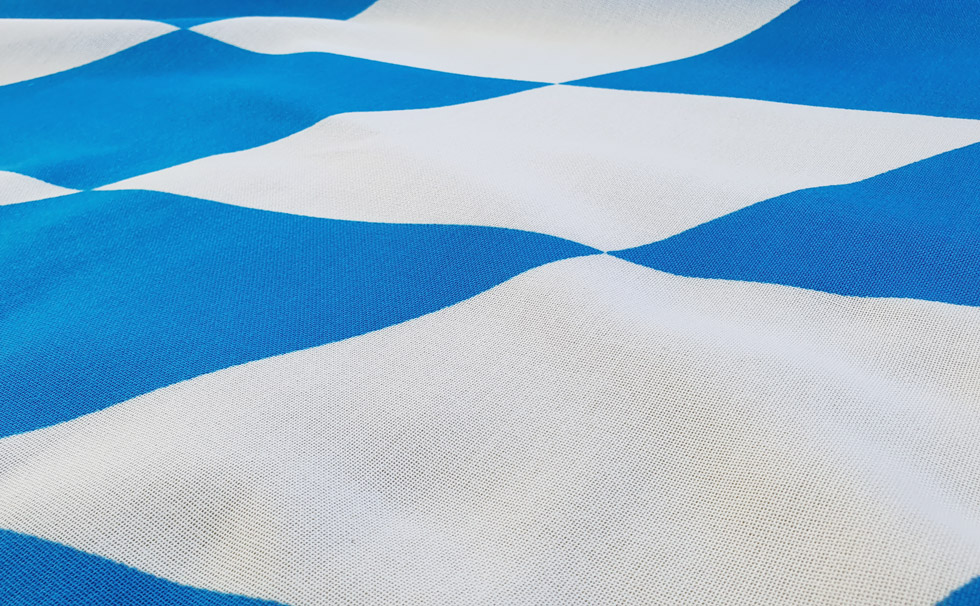 02 Bannerfahne für Maibaum EXTRA bayerische Raute